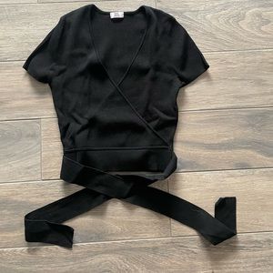 Aritzia little moon wrap top. Size medium, black. Lightly worn.